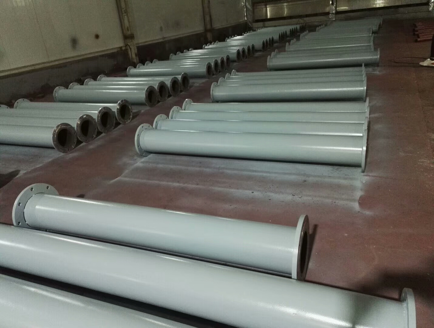 內(nèi)襯耐磨陶瓷彎頭，三通。異型管