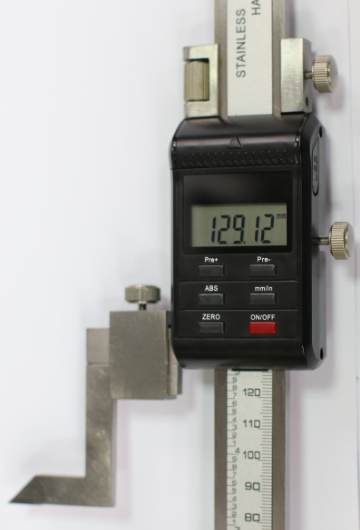 迪吉特 專業(yè)級(jí)量具 0-200/300/500mm 數(shù)顯高度尺高度儀高度計(jì)