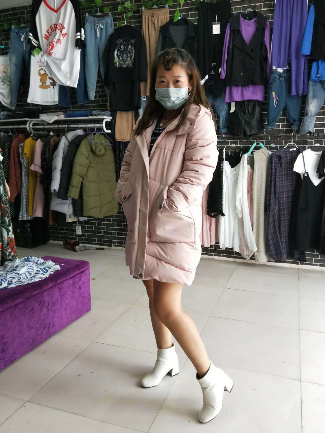 供應(yīng)羽絨服  修身羽絨服 女裝羽絨服廠家 羽絨服價(jià)格 女式羽絨服
