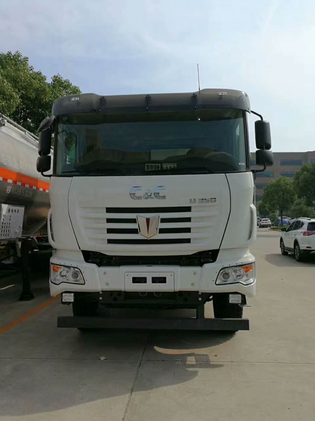 混凝土攪拌車 12方攪拌車多少錢攪拌車分期