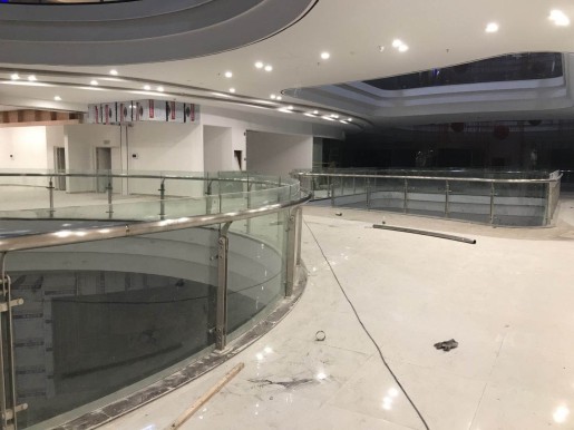 婁底市不銹鋼玻璃欄桿    湖南不銹鋼玻璃欄桿  長沙市不銹鋼玻璃欄桿