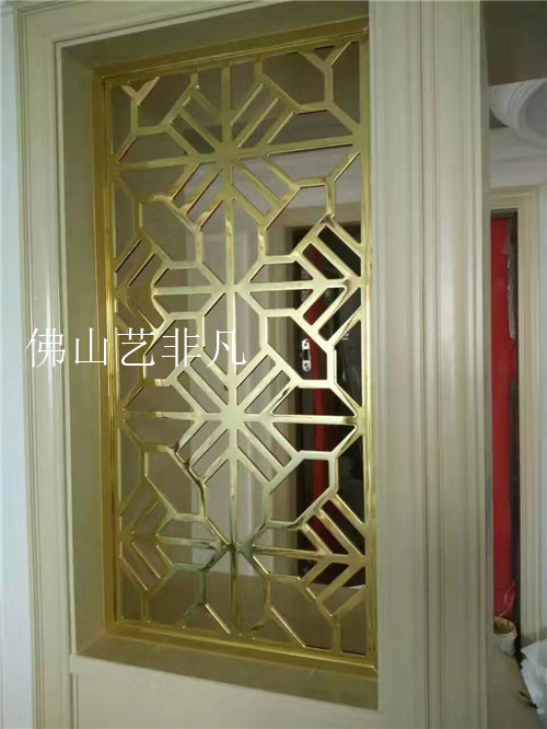 百色西方古典文明作風(fēng)藝術(shù)鋁板浮雕鏤空屏風(fēng)