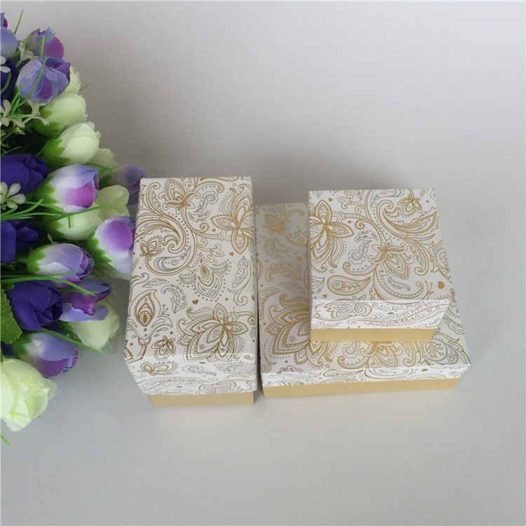 簡約手鐲盒 紙質(zhì)首飾包裝紙盒 首飾盒生產(chǎn)商