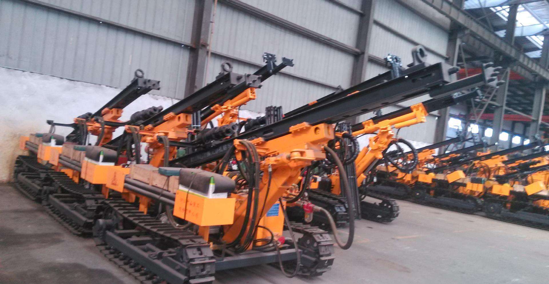 陜西開山KY130型露天潛孔鉆車