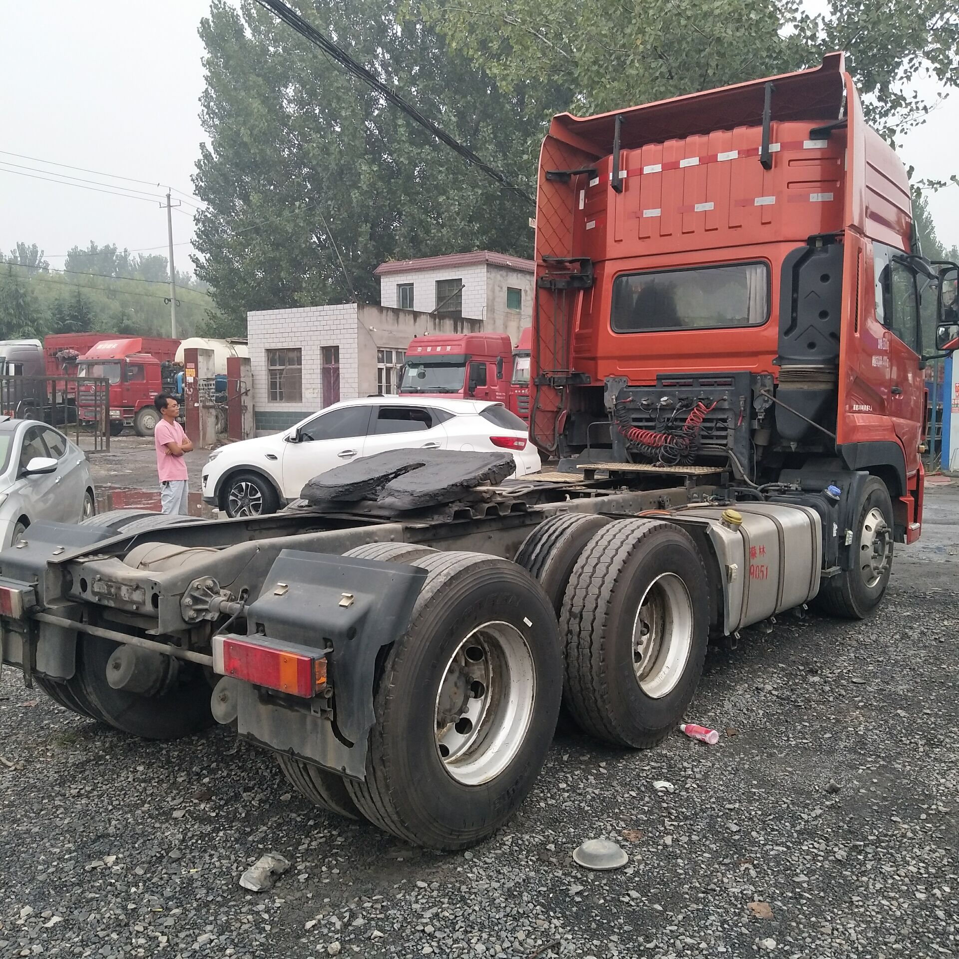 山東梁山【國(guó)四】 轉(zhuǎn)讓15年5月東風(fēng)*雷諾420，優(yōu)質(zhì)牽引車，歡迎電議  雷諾420牽引車