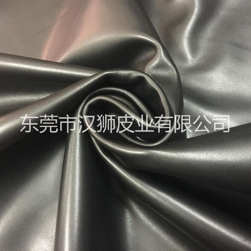 頭層牛皮皮料批發(fā) 黑色全粒面牛皮納帕皮面料平紋軟面A級皮料整張