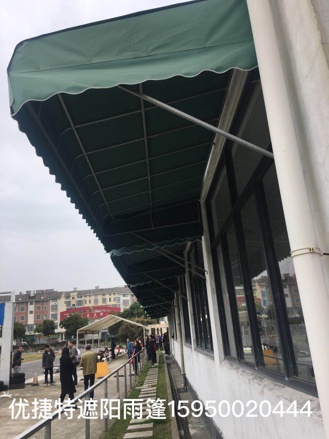 蘇州優(yōu)捷特伸縮式遮陽篷 蘇州優(yōu)捷特遮陽篷