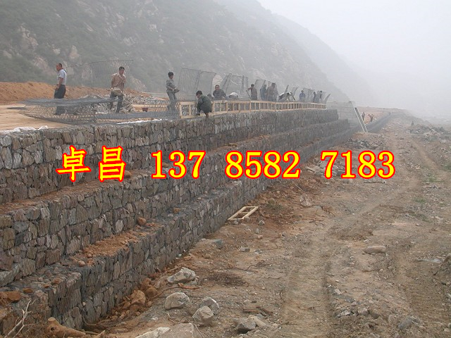鉛絲石籠 綠濱墊 固濱籠 護(hù)坡 格賓石籠 護(hù)腳 擋墻 防洪搶險(xiǎn)