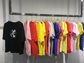 *批發(fā)大量夏裝品牌折扣女裝外貿(mào)原單服裝批發(fā)