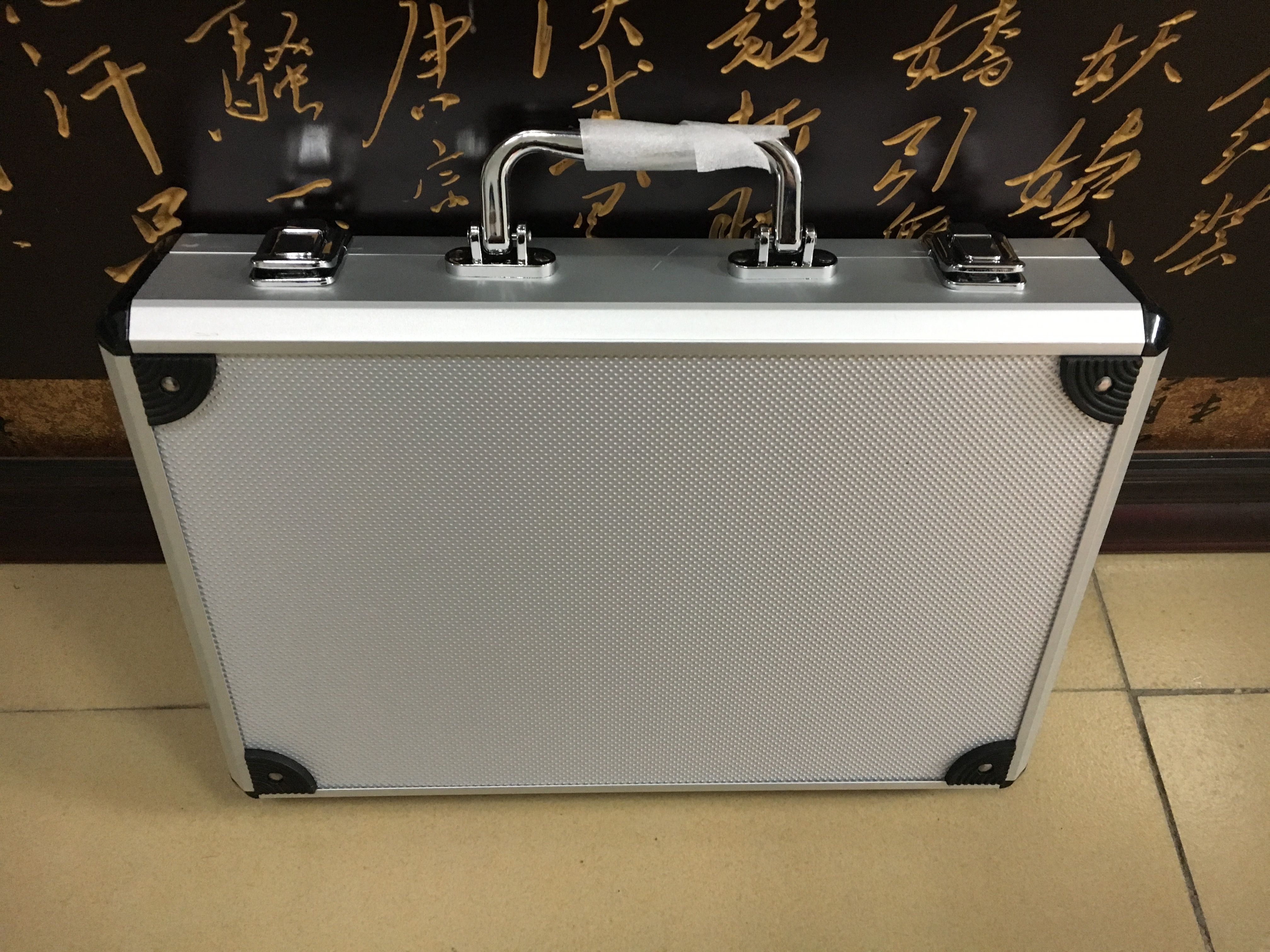 廣州水機水質(zhì)試驗箱廠家