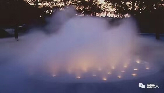 西安高壓冷霧設(shè)備特點  景觀人造霧設(shè)備廠家