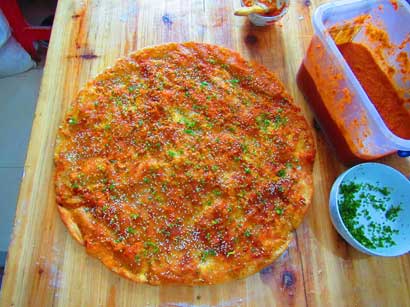 湖北恩施土家醬香餅 餅中乾坤 醬香餅的辣椒醬的做法 醬香餅6元錢一斤 湖北恩施土家醬香餅 餅中乾坤