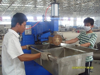 供應(yīng)減震器點(diǎn)凸焊機(jī) 點(diǎn)焊機(jī) 縫焊機(jī)