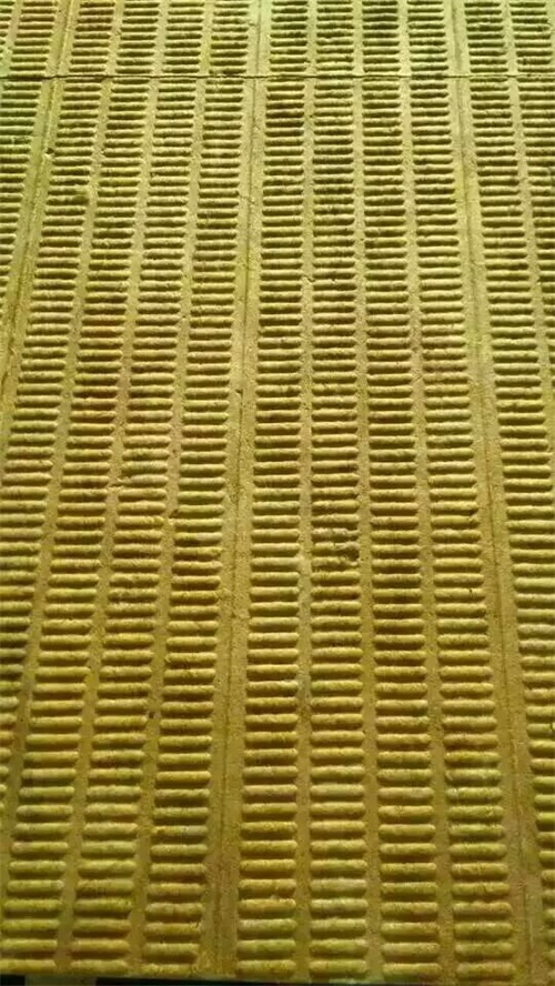 巖棉板如何應(yīng)對(duì)夏季高溫天氣  廠家直銷巖棉保溫板