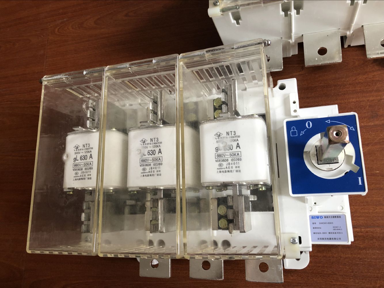 HGLR-630 隔離開關(guān) 隔離轉(zhuǎn)換開關(guān) 轉(zhuǎn)換開關(guān)廠家   隔離轉(zhuǎn)換開關(guān)圖片