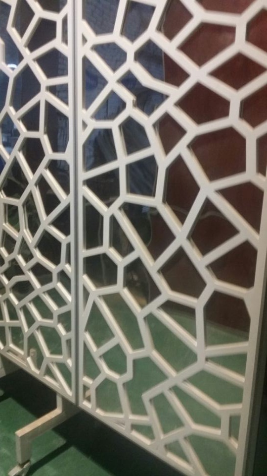 西安廠家舞蹈教室鏡面移動(dòng)隔斷