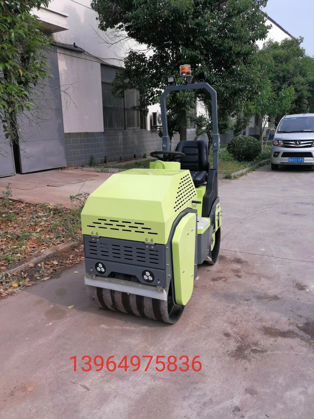 新款1噸駕乘壓路機 液壓雙驅(qū)軋道機 小型座駕式壓路機廠家 1噸壓路機價格表