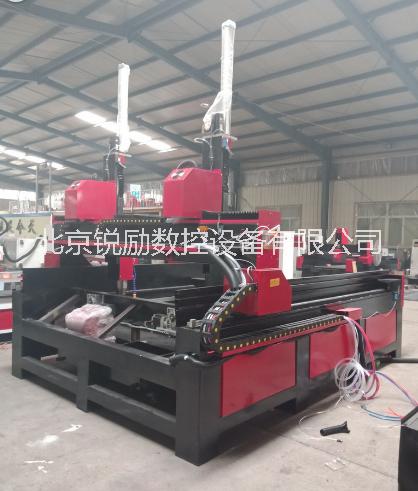 航暢1625雙頭平面立體雕刻機(jī) 貴州墓碑立柱雕刻機(jī) 重慶石碑龍柱雕刻機(jī)廠家