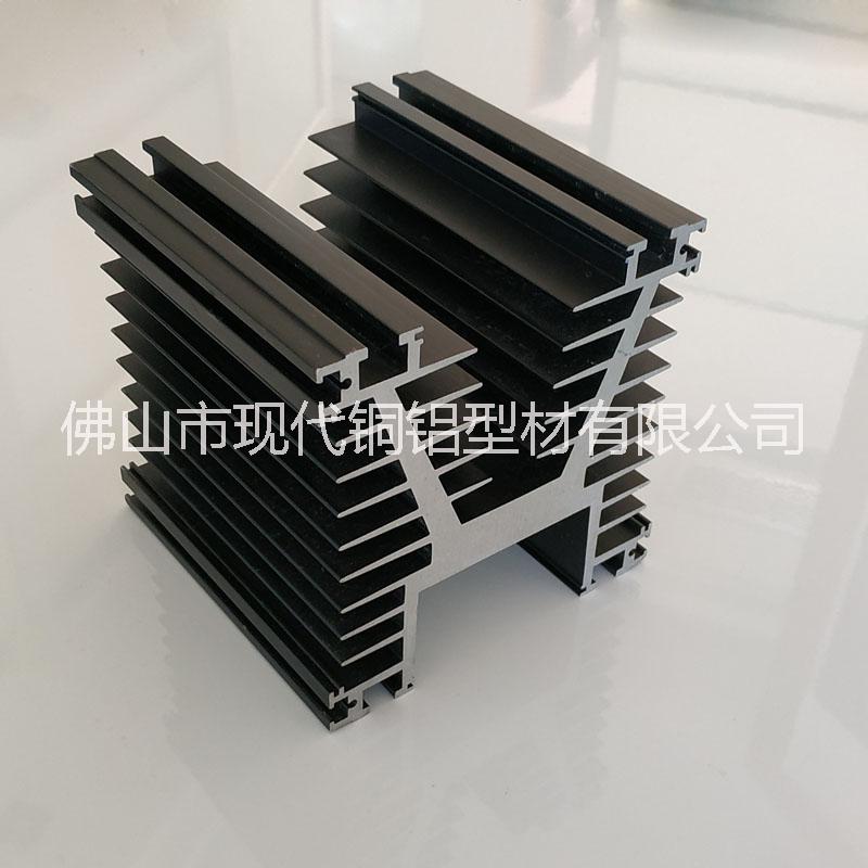 佛山工業(yè)鋁型材廠家  鋁型材批發(fā)  工業(yè)鋁型材供應商 工業(yè)鋁型材價格 工業(yè)鋁型材用途 工業(yè)鋁合金型材