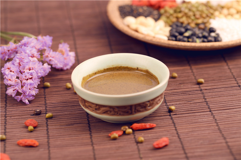 春雷五谷養(yǎng)生粉 黑芝麻 春雷五谷養(yǎng)生粉 黑芝麻黑豆枸杞粉