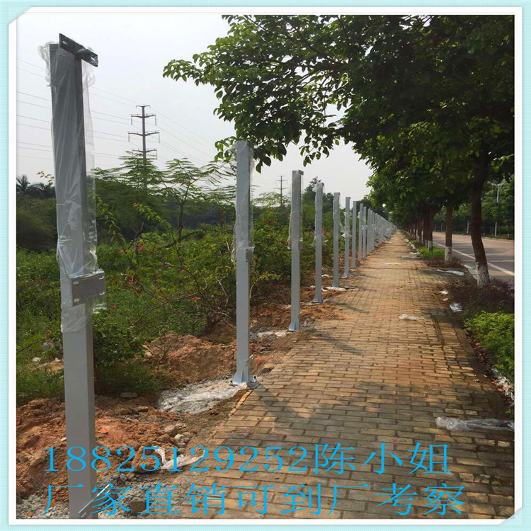 珠海新型沖孔板護(hù)欄 公路鍍鋅沖孔板圍擋 工地隔離防護(hù)圍擋廠家
