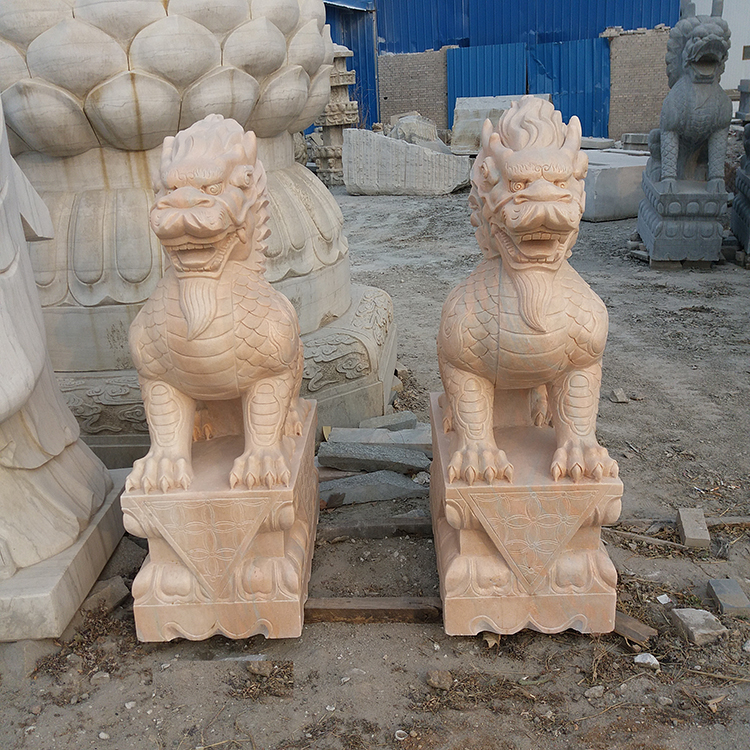 漢白玉石雕麒麟酒店鎮(zhèn)宅石麒麟擺件