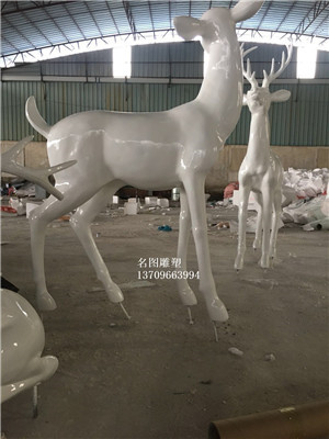 定做玻璃鋼動物雕塑，玻璃鋼動物雕塑制作，動物雕塑廠家