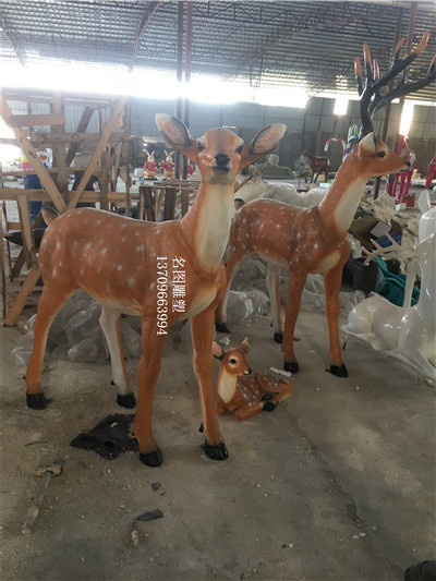 定制玻璃鋼仿真鹿雕塑·玻璃鋼動物雕塑廠家 玻璃鋼仿真鹿雕塑