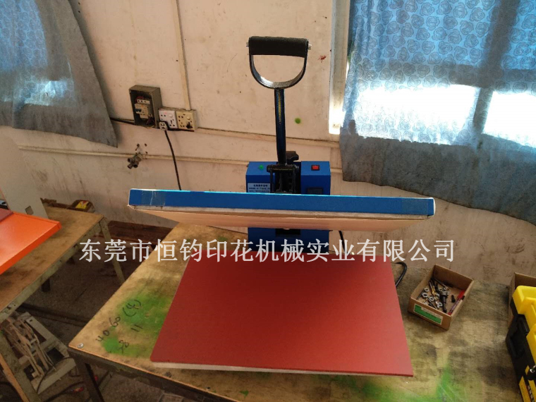 供應數(shù)碼燙畫機 *低價格手壓熱轉(zhuǎn)印花機 燙標機燙鉆機 手壓燙標機燙鉆機