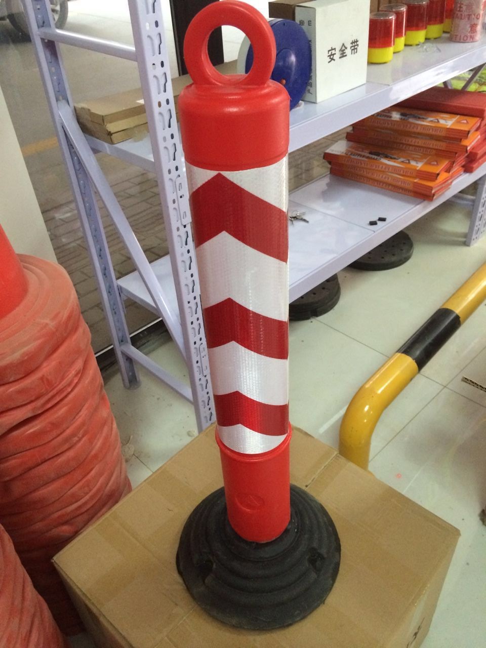 不倒翁塑料警示柱 反光彈力不倒翁塑料警示柱  76公分不倒翁警示柱