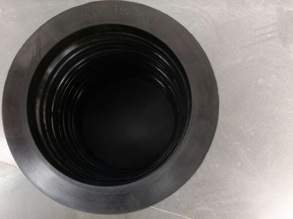 供應(yīng)泥漿泵活塞 接頭鉆桿配件 泥漿泵活塞廠家批發(fā)