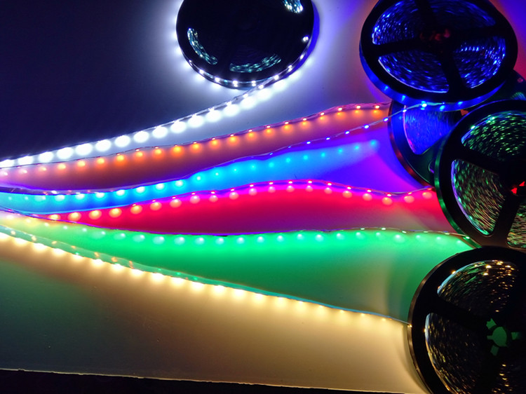 2835軟燈帶 S型柔性燈帶12v高亮白光 樹脂迷你發(fā)光字用燈帶 迷你字燈帶