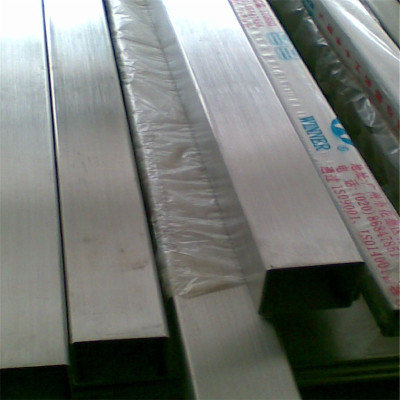 廠家直銷鍍鋅異型方管，供應(yīng)鍍鋅方管，鍍鋅方管價格，鍍鋅方管廠家，鍍鋅方管直銷，鍍鋅方管生產(chǎn)商，鍍鋅方管供應(yīng)商