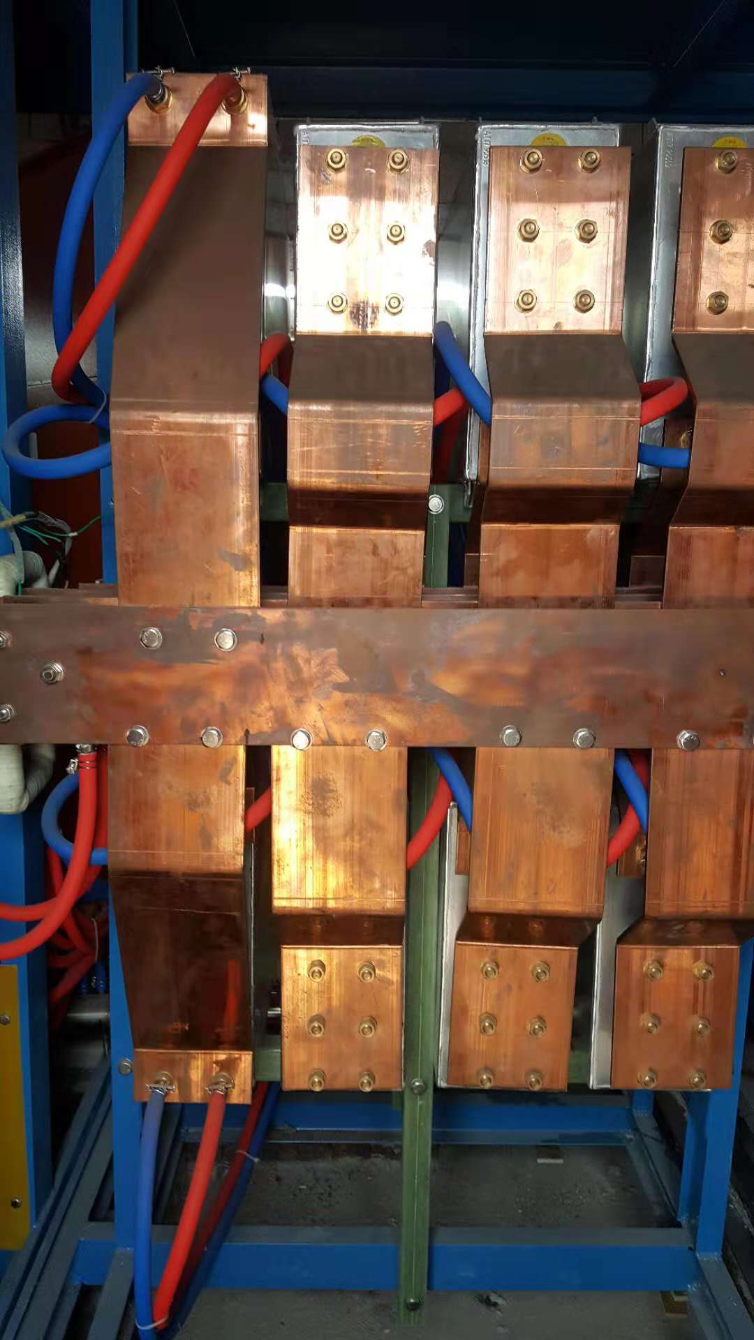 全國供應(yīng)串聯(lián)逆變中頻電源柜-中頻電源柜生產(chǎn)廠家-中頻電源柜供應(yīng)商 串聯(lián)逆變中頻電源柜