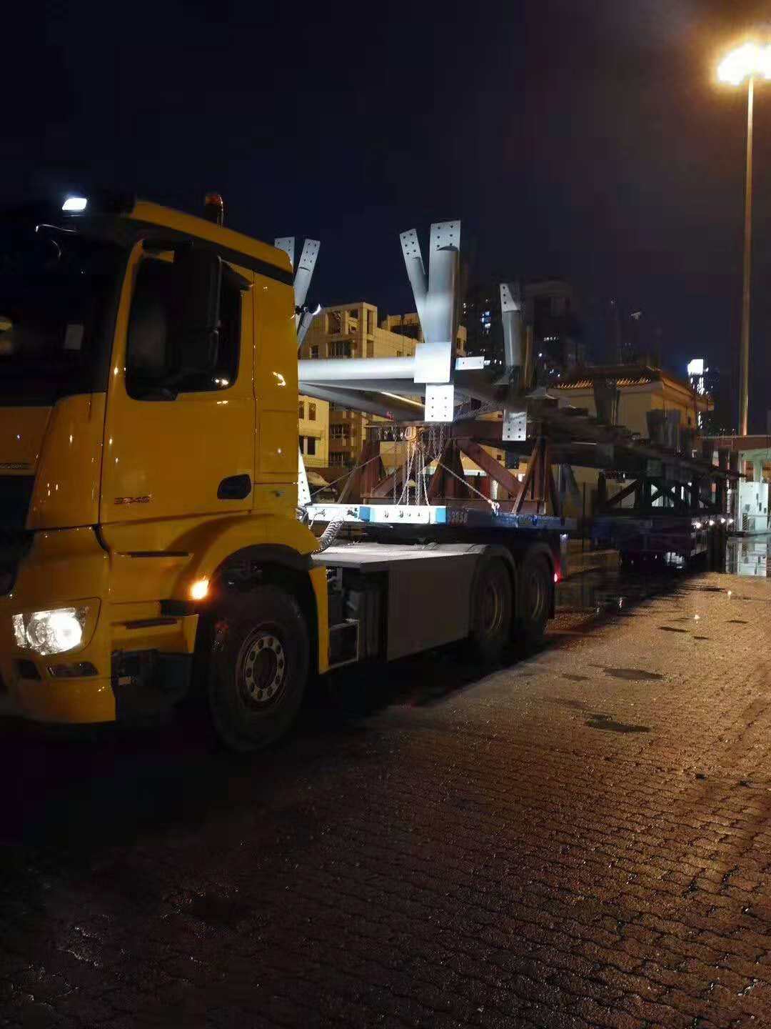 深圳至香港貨運(yùn)公司 深圳至香港大件運(yùn)輸公司 深圳專業(yè)物流 準(zhǔn)時(shí)到達(dá)