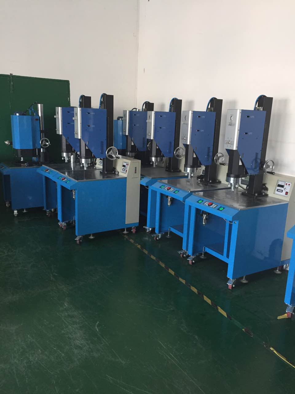模具 模具報價 模具哪家好 模具批發(fā) 模具電話 模具供應(yīng)商 模具廠家
