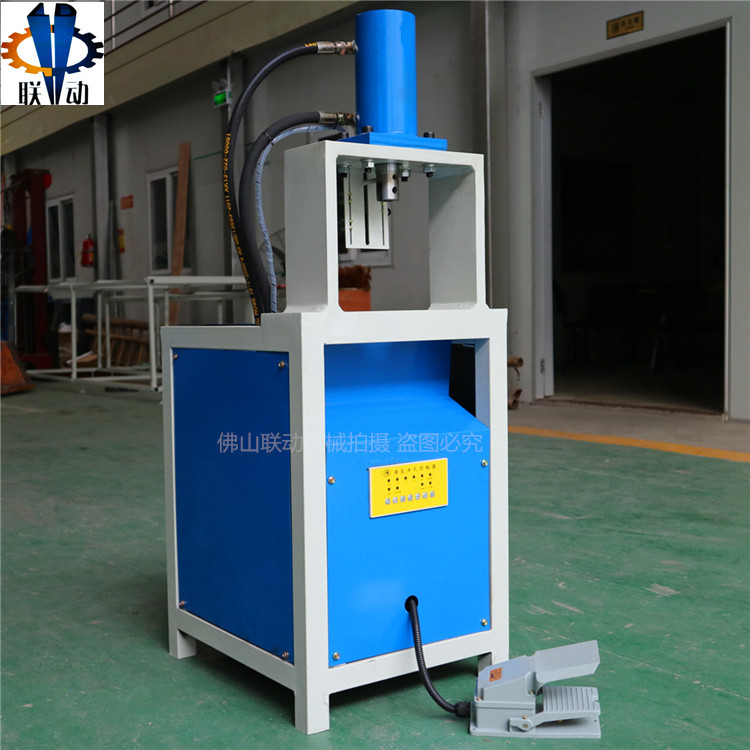 小型液壓沖孔機(jī)_小型不銹鋼防盜網(wǎng)方管沖孔機(jī)鋁合金打孔機(jī) 不銹鋼方管沖孔機(jī)