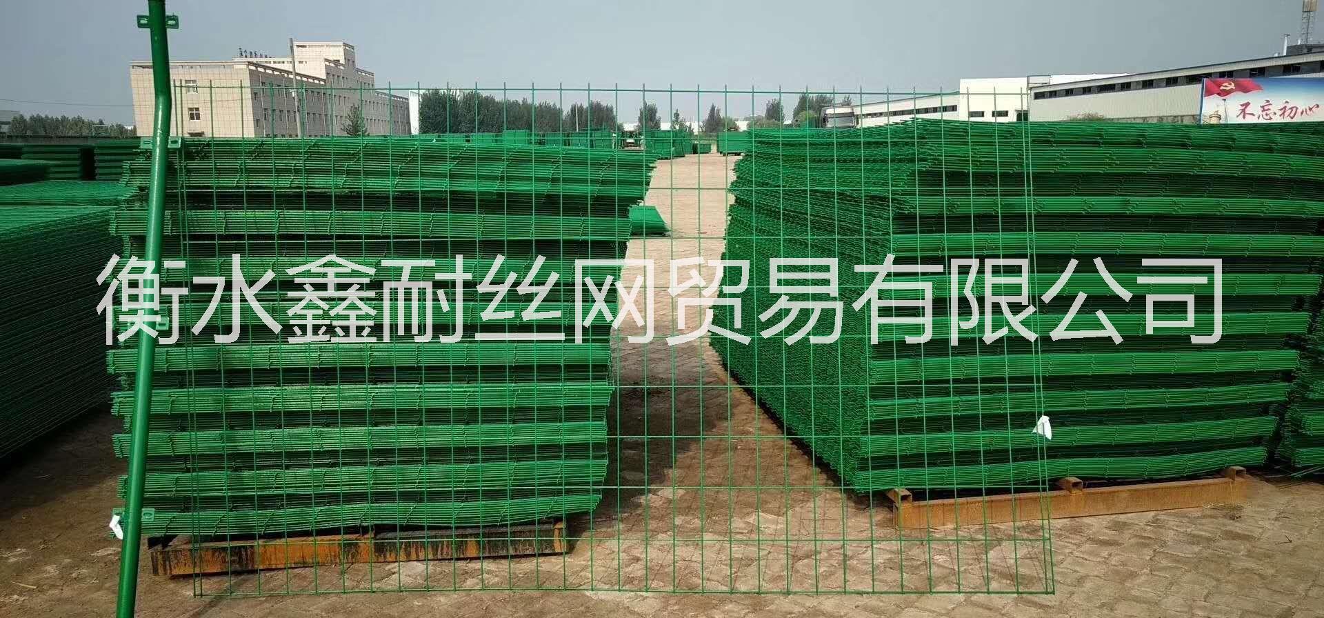 護(hù)欄網(wǎng) 果園    鑫耐絲網(wǎng)