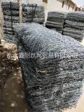 電焊石籠網(wǎng)箱 石籠網(wǎng)箱石籠網(wǎng)價格