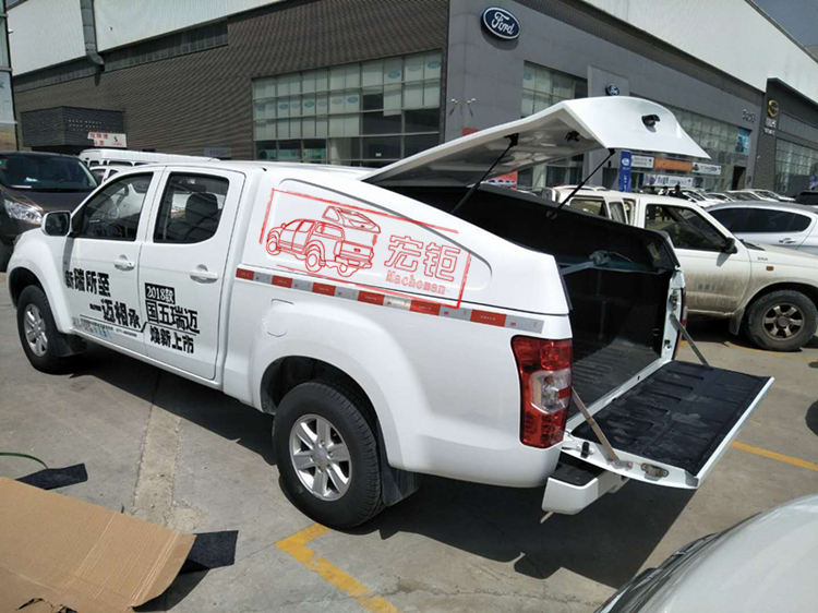 五十鈴加長瑞邁皮卡后蓋，一切由我掌握