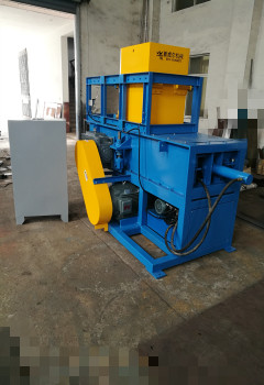 塑料管材撕碎機(jī)廠家塑料管材撕碎機(jī)價格