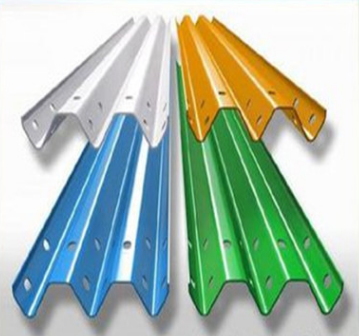公路波形護(hù)欄板 護(hù)欄板報(bào)價(jià) 護(hù)欄板電話 護(hù)欄板批發(fā)護(hù)欄板哪家好  護(hù)欄板供應(yīng)商 公路護(hù)欄板 高速護(hù)欄板