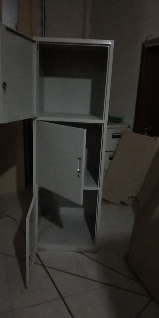 成都 *處理庫存3門儲物柜 *處理庫存3門儲物柜板材加厚 *處理庫存儲物柜更衣柜板材加厚