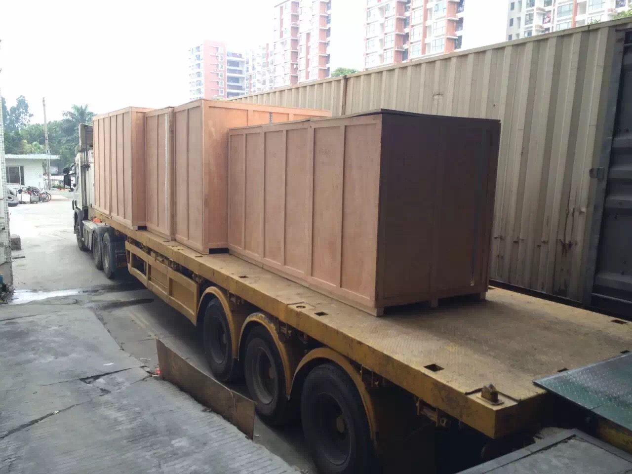 中港特種大件運輸貨車.中港平板車.矮排車