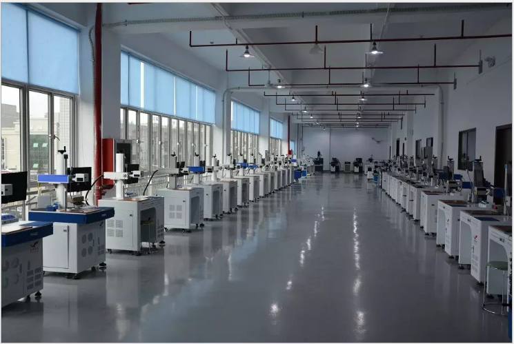 光纖激光切管機(jī) 方管圓管激光機(jī) 激光切管機(jī)供應(yīng)商 廣州圓管激光機(jī)價(jià)格 廣州方管激光機(jī)批發(fā) 激光切管機(jī)報(bào)價(jià) 方管激光