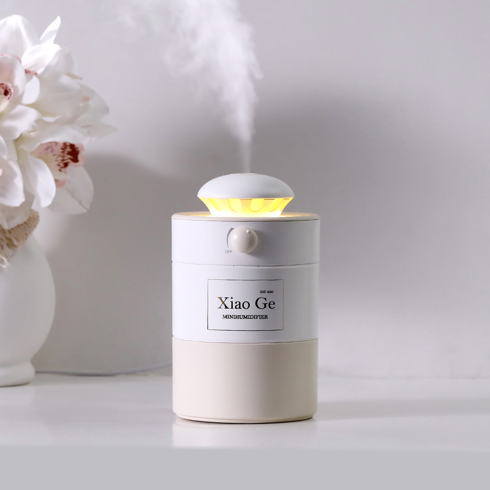 迷你加濕器  迷你家用車(chē)載氛圍燈加濕器  小格加濕器