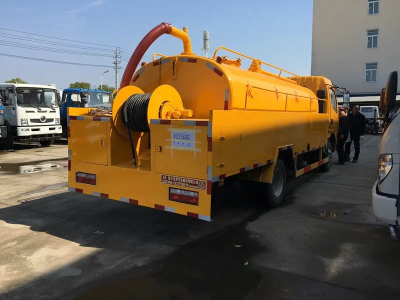 管道高壓清洗車，吸污清洗兩用車，清洗吸污車價格，高壓清洗車價格表，高壓清洗吸糞車，公路隧道清洗車，路面清洗車