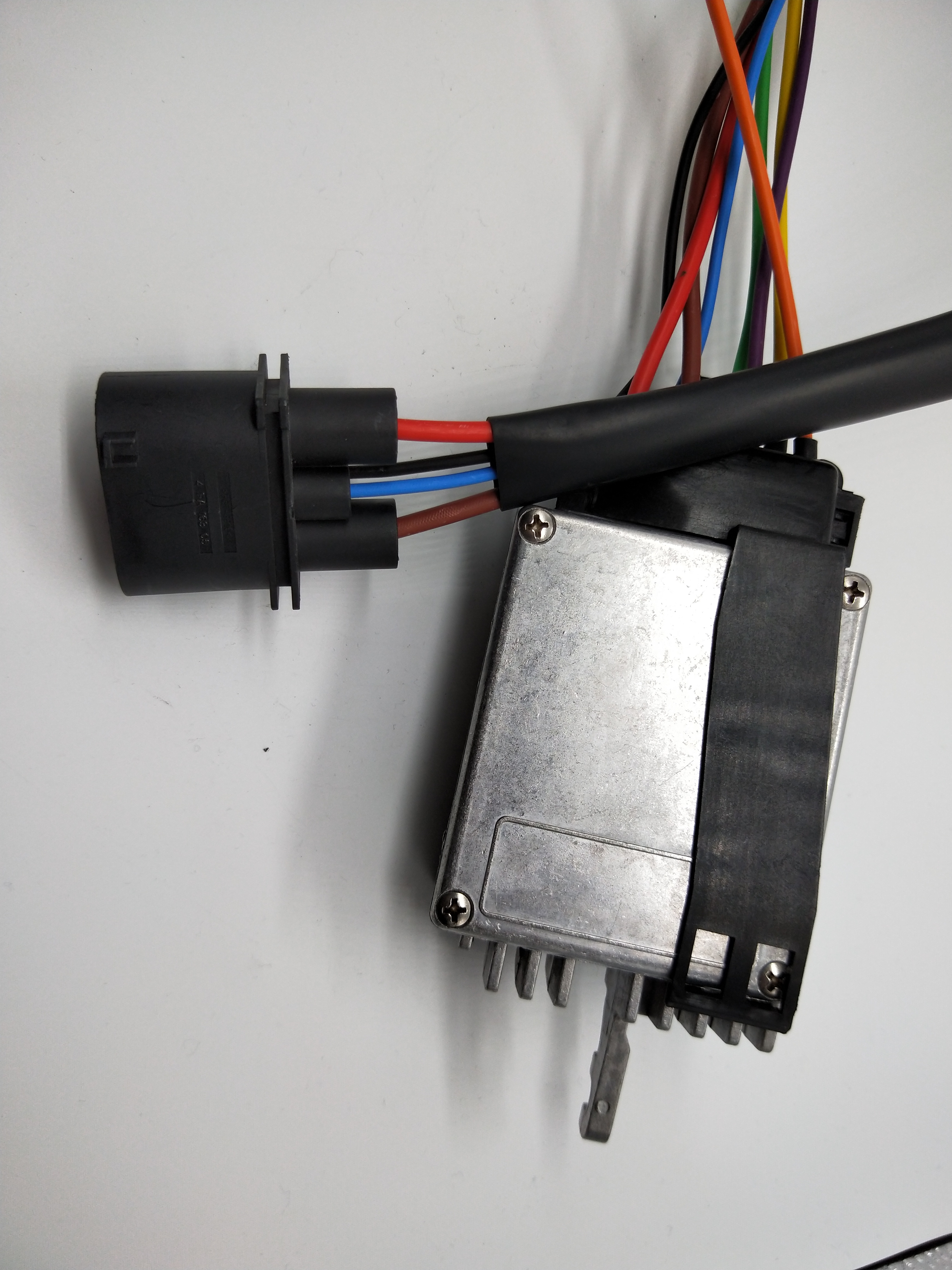 廠家供應(yīng)，奧迪汽車鼓風(fēng)機(jī)電阻，鼓風(fēng)機(jī)調(diào)速模塊 8E0959501AG，冷卻風(fēng)扇控制模塊