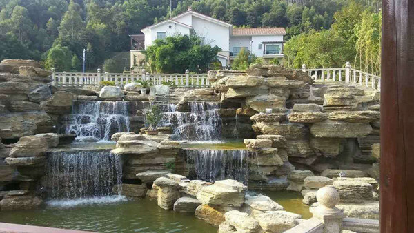 如何設(shè)計您的庭院假山魚池？