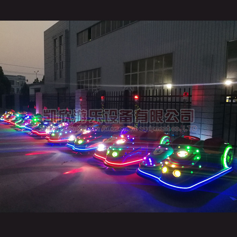 廣場兒童游樂設(shè)備 三輪車碰碰車電動(dòng)碰碰車發(fā)光音樂游樂車